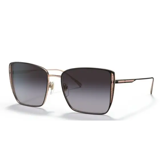 Gafas de sol Bvlgari con armazón negro y dorado