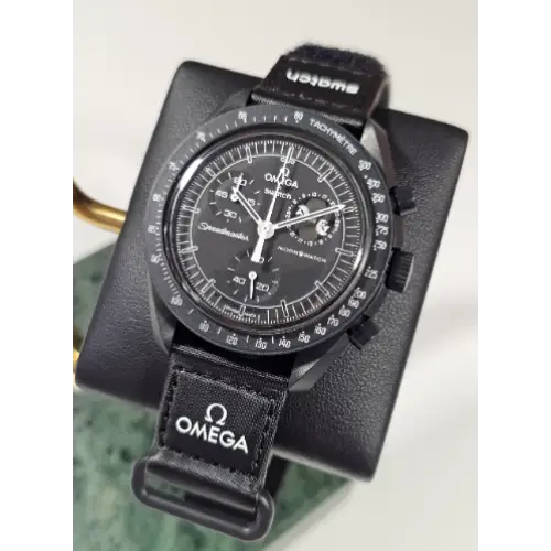 Reloj OMEGA X SWATCH MISSION TO THE MOONPHASE SNOOPY Black - 42ml - Relojes